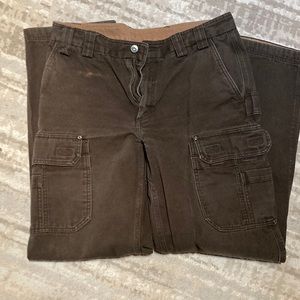 Duluth pants in good shape